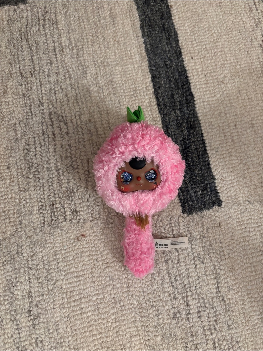 Baby Three Glitter Eyes Plush Pink Fruit Character Handheld Brush